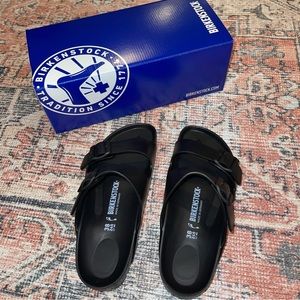 BIRKENSTOCK ARIZONA ESSENTIALS SLIDE